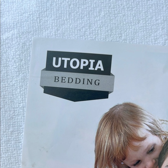 Utopia Bedding White Terry Mattress Protector - Picture 2 of 10
